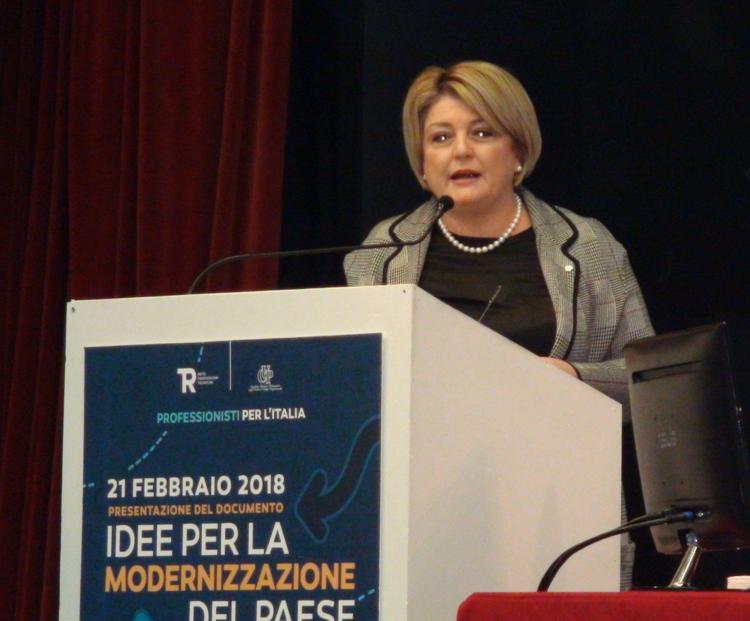 Marina Calderone durante la presentazione del documento 