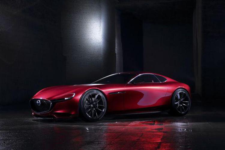 Mazda: sfida all'elettrico con i nuovi benzina Sky-Active-X