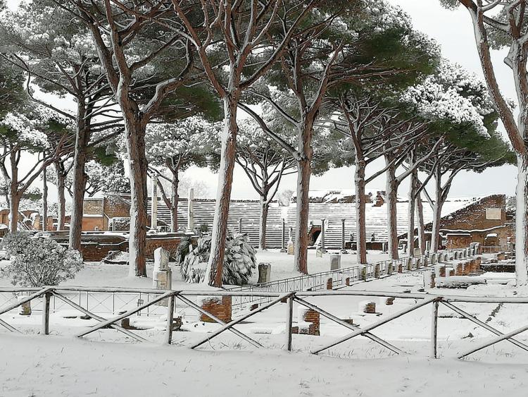 Il Parco di Ostia Antica sotto la neve