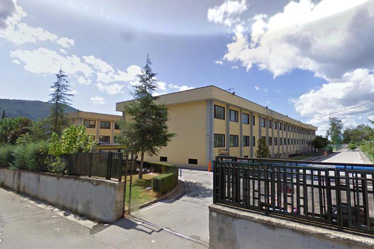 L'istituto superiore 'Ettore Majorana' di Santa Maria a Vico (da GMaps)