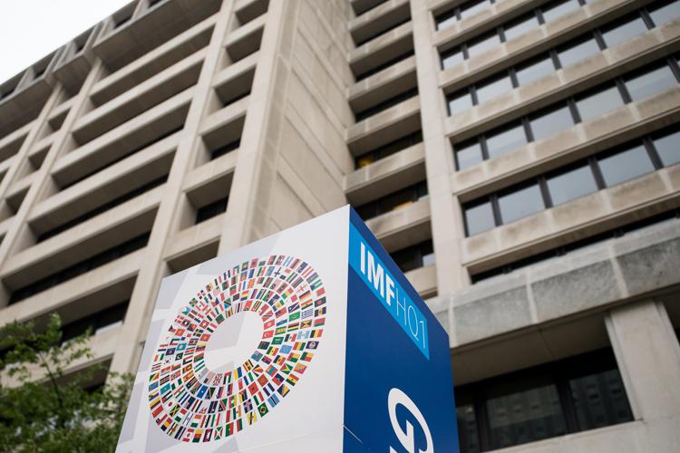 La sede dell''International Monetary Fund' a Washington (AFP PHOTO)