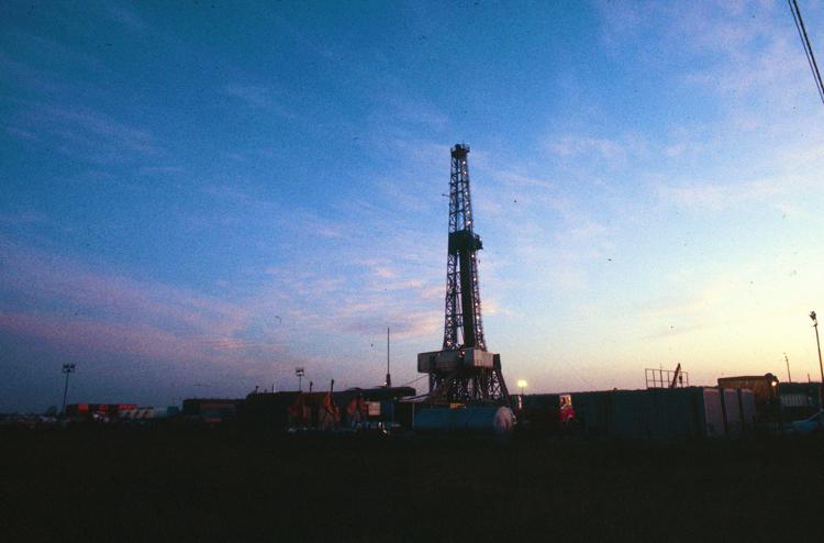 Pozzo petrolifero della Saipem (Fotogramma) - FOTOGRAMMA