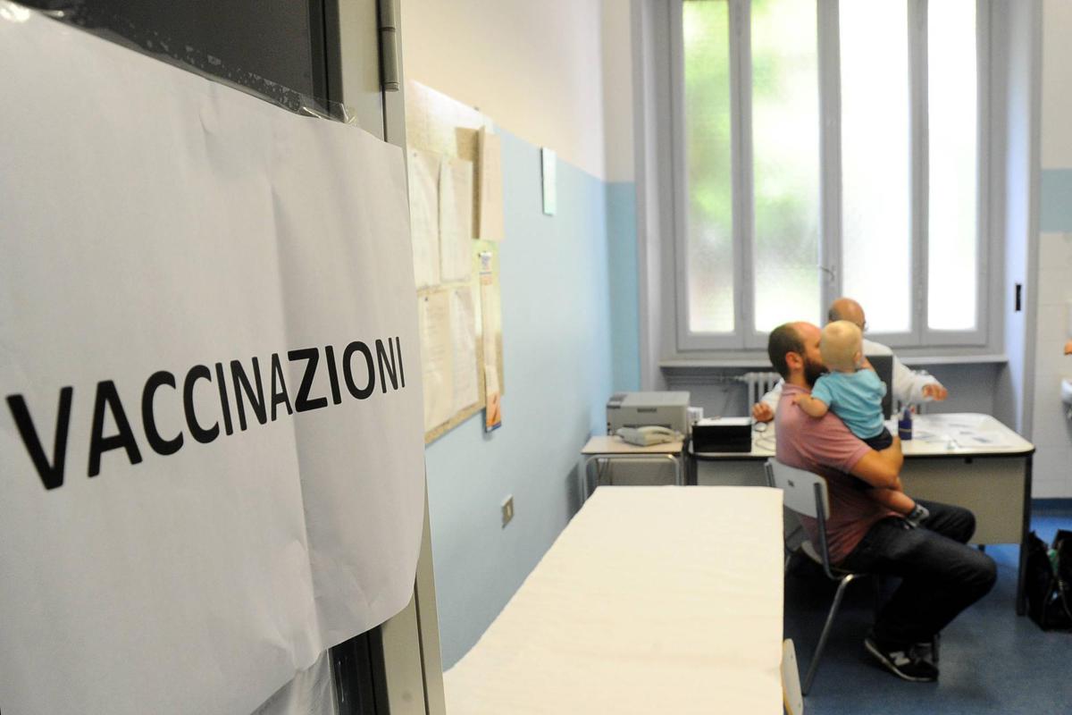 Vaccini e resistenza antimicrobica, il punto a Siena