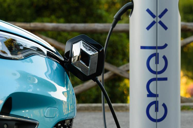 Arriva Renault E-Charge, per clienti 'elettrici' soluzioni integrate con Enel X