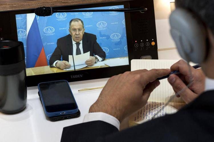 Bucha, Lavrov: "Falsa provocazione, tentativo di interrompere negoziati" 6 alternate text