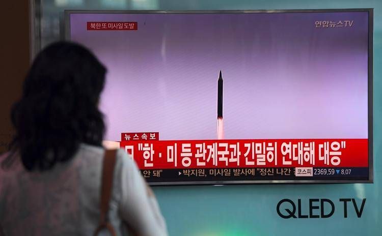 Nordcorea, lanciato nuovo missile balistico nel Mar del Giappone 6 alternate text