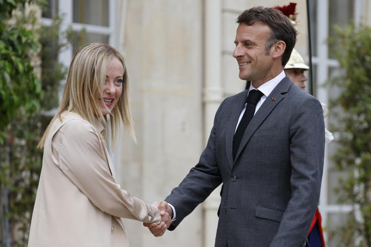 Boost dialogue,cooperation Meloni tells Macron