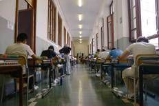 Studenti affrontano l'esame di maturità - (Fotogramma/Ipa)