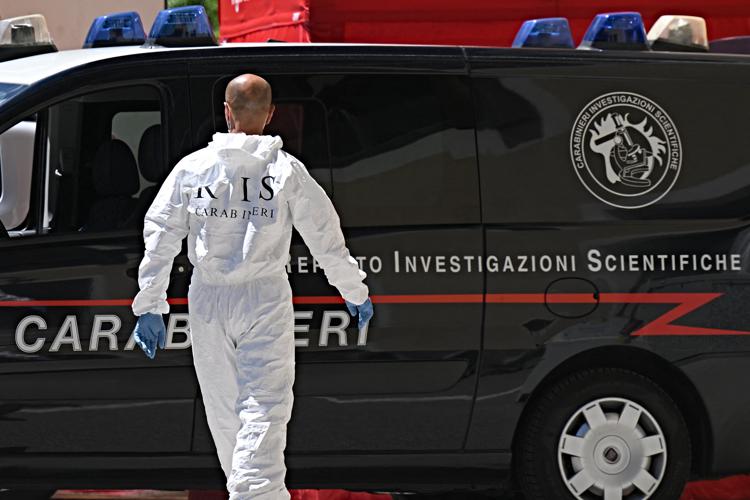 Omicidio Cuneo, proseguono ricerche 21enne che ha ucciso padre e amico