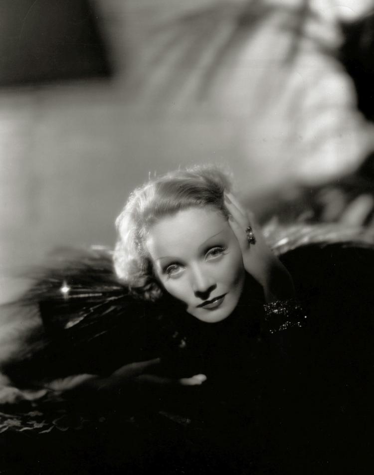 Marlene Dietrich - (photo by William Walling jr/ Paramount/Agenzia Fotogramma)