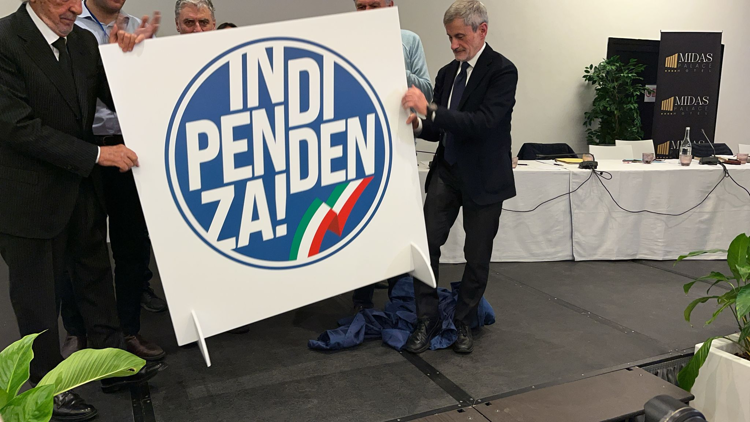 Nasce 'Indipendenza' il nuovo soggetto di Alemanno, nel logo tricolore su sfondo blu