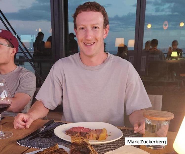 Mark Zuckerberg (Foto dalla sua pagina Facebook ufficiale)