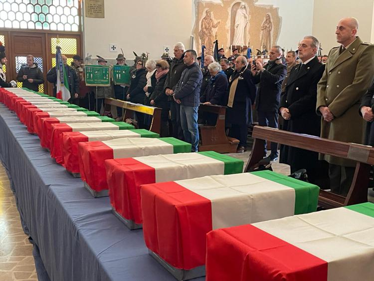 In Italia le spoglie degli Alpini caduti in Russia, i parenti: 