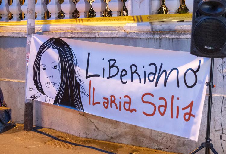 A banner calling for Hungary to free imprisoned Italian antifascist Illaria  Salis 