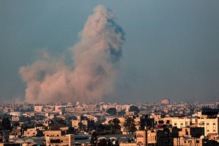 Bombardamenti a Rafah (Afp)