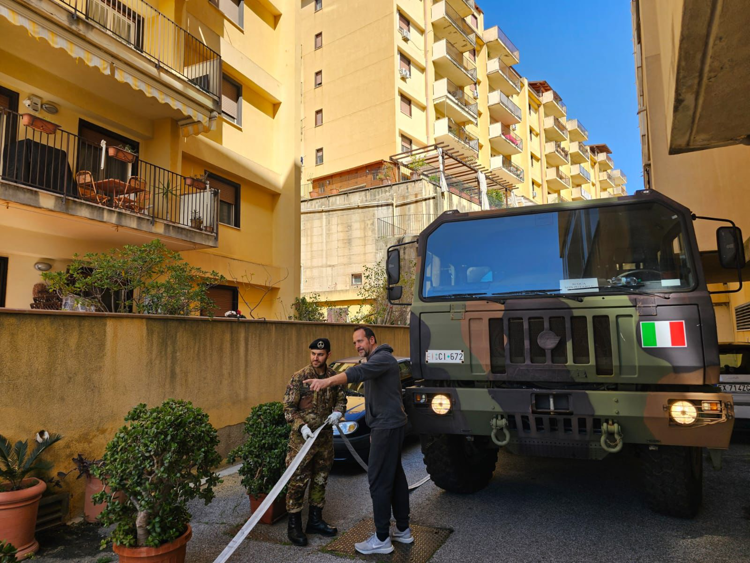 Messina senza acqua, interviene l'Esercito con Brigata Aosta