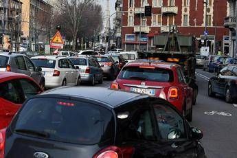 Traffico in città - Fotogramma
