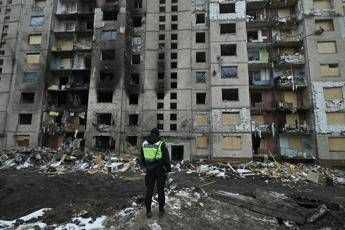 Ucraina, droni e missili russi su Kiev: almeno 4 morti e 20 feriti