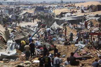 Gaza, campo profughi a Khan Younis - Afp