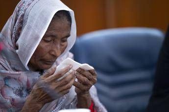 La mamma di Satman Singh (foto Regione Lazio)