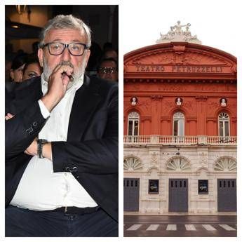 Michele Emiliano e il teatro Petruzzelli - (Ipa)