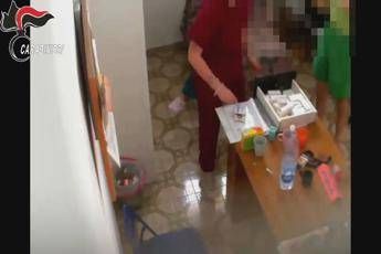 Botte e insulti ad anziani e disabili in due Rsa di Pachino: 12 arresti - Video