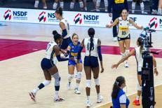 Le azzurre dopo la vittoria contro la Germania