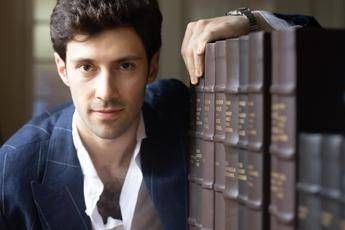 Giunti Editore, spinta sul digitale, nuove librerie e visione internazionale