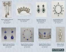 I gioielli rubati al Louvre, solo uno è stato recuperato. Foto pubblicata dalla Interpol