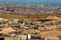 Truppe israeliane al confine con Gaza - Afp