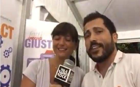 ragazze cercano amore karaoke