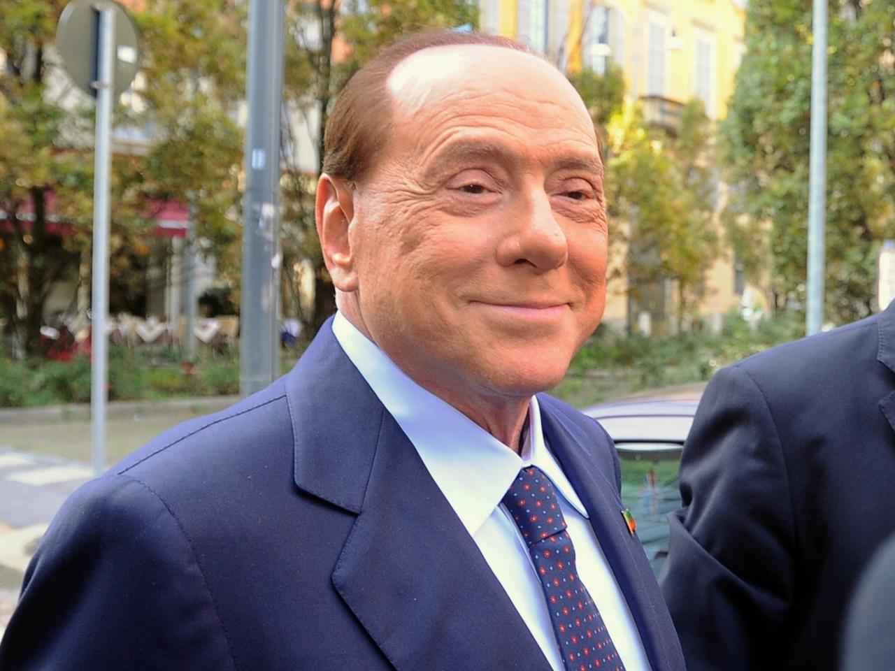 Berlusconi compie 80 anni, festa in famiglia ad Arcore - Adnkronos