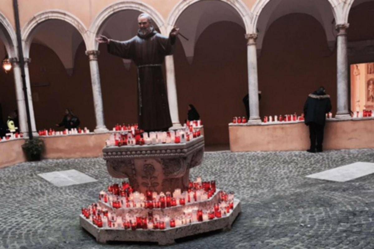 Giubileo, il corpo di Padre Pio ha raggiunto Roma