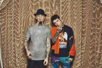 Esce domani 'Comunisti col Rolex', l'album di J-Ax e Fedez Esce domani 'Comunisti col Rolex', l'album di J-Ax e Fedez