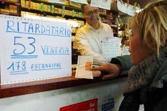 Lotto, esce il 53: il numero più 'ritardatario' della storia Lotto, esce il 53: il numero più 'ritardatario' della storia