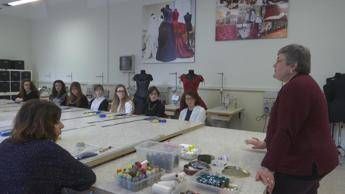 Parruccai, sarti e falegnami? I mestieri più richiesti all'Accademia della Scala /Video -Foto Parruccai, sarti e falegnami? I mestieri più richiesti all'Accademia della Scala /Video -Foto