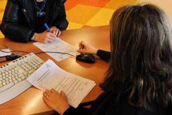 In Toscana i centri per l'impiego informano le imprese, newsletter e numero verde In Toscana i centri per l'impiego informano le imprese, newsletter e numero verde