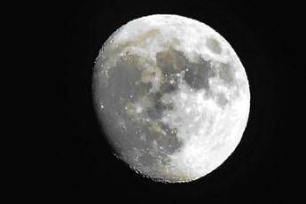 Luna, ecco perché vediamo sempre la stessa faccia Luna, ecco perché vediamo sempre la stessa faccia