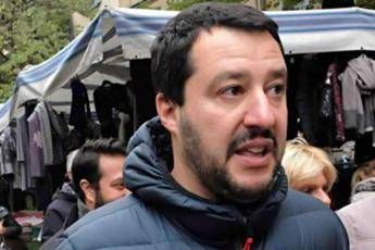 Via solo i delinquenti, Salvini risponde a mamma Gabriella Via solo i delinquenti, Salvini risponde a mamma Gabriella