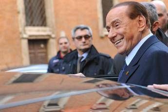 Berlusconi: Pensione minima a 1000 euro per tutti e non è pesce d'aprile... Berlusconi: Pensione minima a 1000 euro per tutti e non è pesce d'aprile...