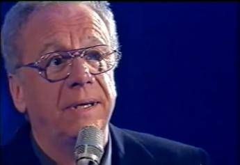 Auguri Johnny Dorelli, 80 anni di talento Auguri Johnny Dorelli, 80 anni di talento