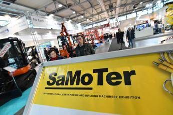 A Samoter 2017 prevenzione del dissesto idrogeologico e macchine intelligenti A Samoter 2017 prevenzione del dissesto idrogeologico e macchine intelligenti