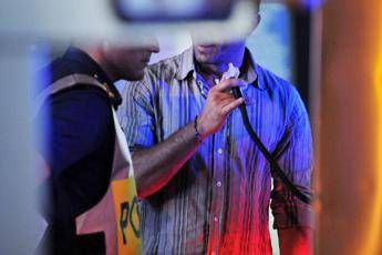 Prende la patente, polizia lo ferma: ubriaco, via la patente Prende la patente, polizia lo ferma: ubriaco, via la patente