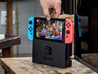 Nintendo Switch, record di vendite in Europa Nintendo Switch, record di vendite in Europa