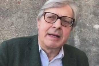 L'annuncio di Sgarbi: Dono tutto il vitalizio, 600mila euro L'annuncio di Sgarbi: Dono tutto il vitalizio, 600mila euro