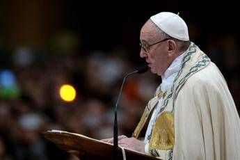 Visita 'blindata' a Milano per Papa Francesco, in campo 1.500 agenti e 7.990 volontari Visita 'blindata' a Milano per Papa Francesco, in campo 1.500 agenti e 7.990 volontari