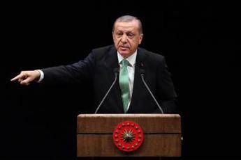 Alta tensione Ankara-Berlino, Erdogan: Merkel usa metodi nazisti Alta tensione Ankara-Berlino, Erdogan: Merkel usa metodi nazisti