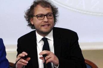 Editoria, Lotti: Impegno tutela occupazione agenzie prioritario Editoria, Lotti: Impegno tutela occupazione agenzie prioritario