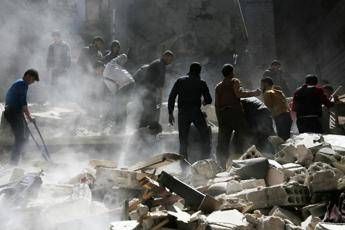 Siria, strage di Khan Sheikhun: il bilancio delle vittime sale a 86 Siria, strage di Khan Sheikhun: il bilancio delle vittime sale a 86