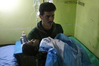 Siria, nuovi raid: anche bimbi tra le vittime Siria, nuovi raid: anche bimbi tra le vittime